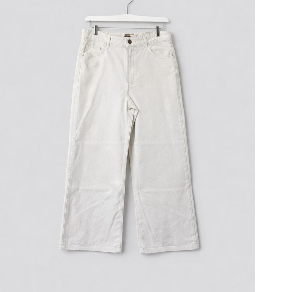 Ann Taylor Wide Leg Crop Jeans High Rise White Denim Modern Fit Size 12